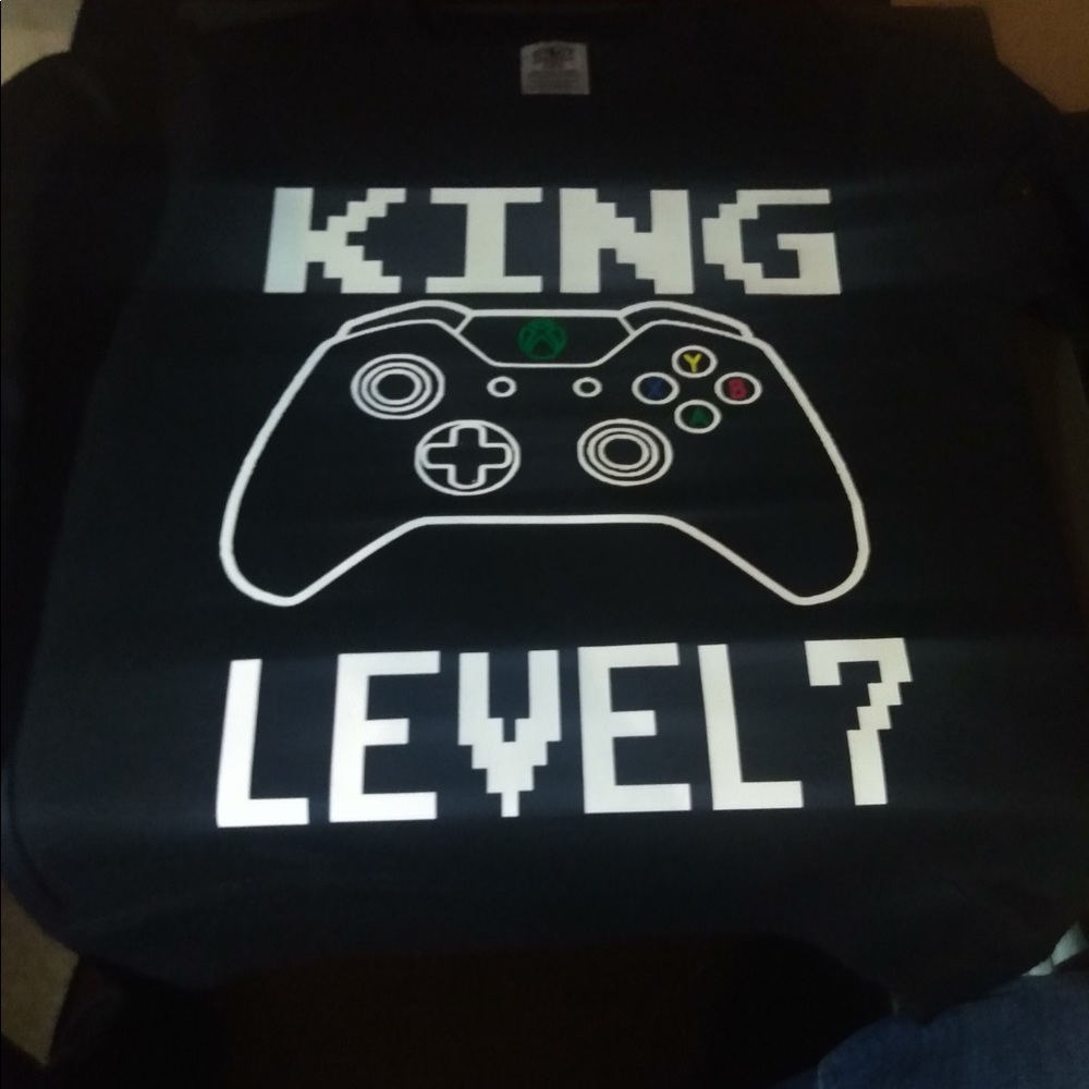 Customize apparel - Picture 8 of 8